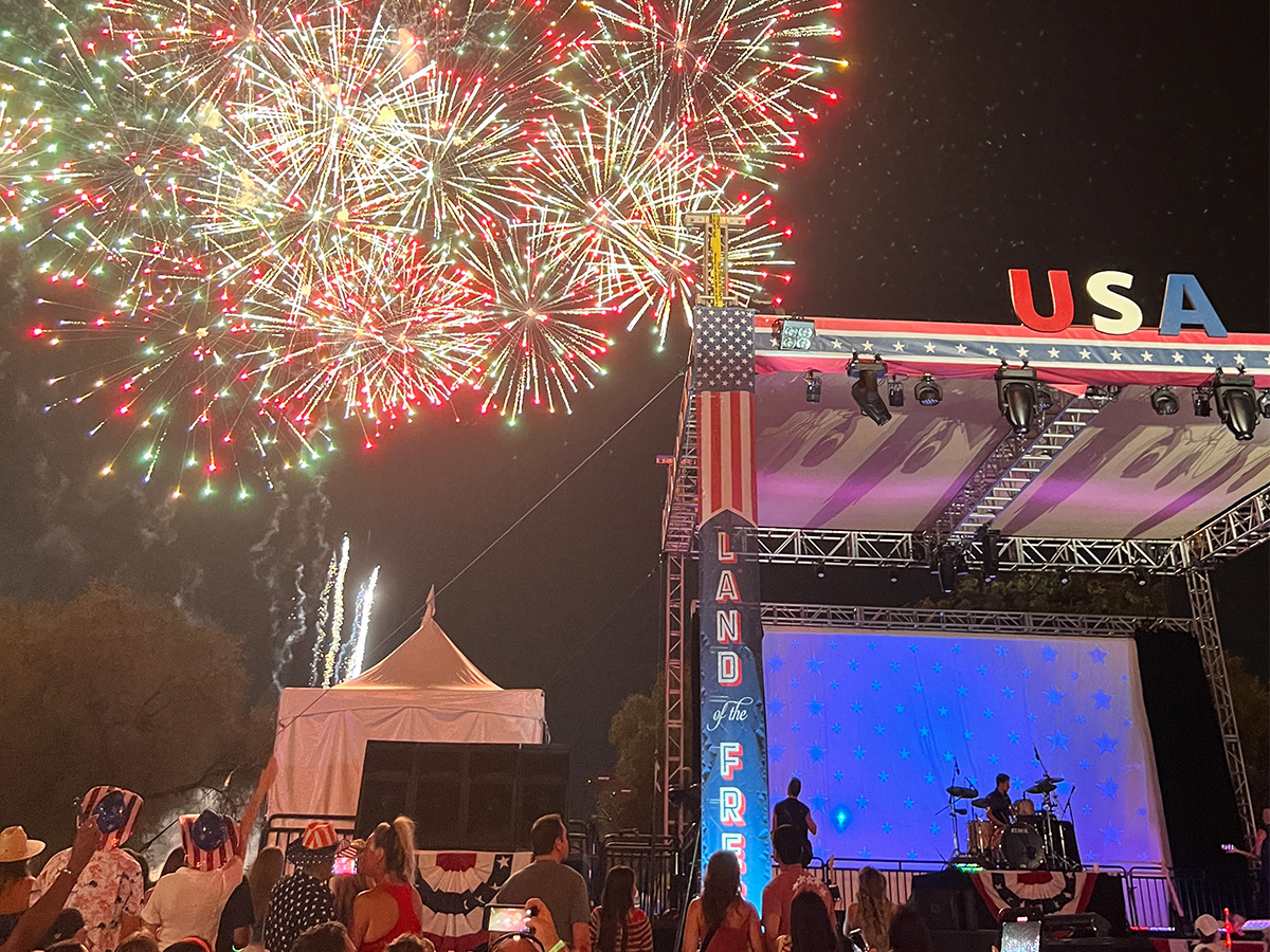 July 4th in Scottsdale Fireworks, Special Experiences, And Dining Deals 1